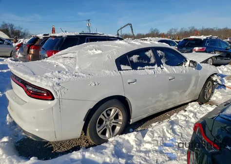 2021 Dodge Charger Sxt z USA, uszkodzony, nr VIN 2C3CDXBGXMH584241